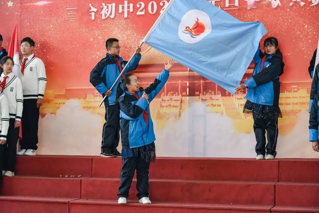 胡塞武装高官称 中俄等国船只可安全通过红海